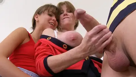 Youthfull dude gets a hand-job from a MILF before the FFM